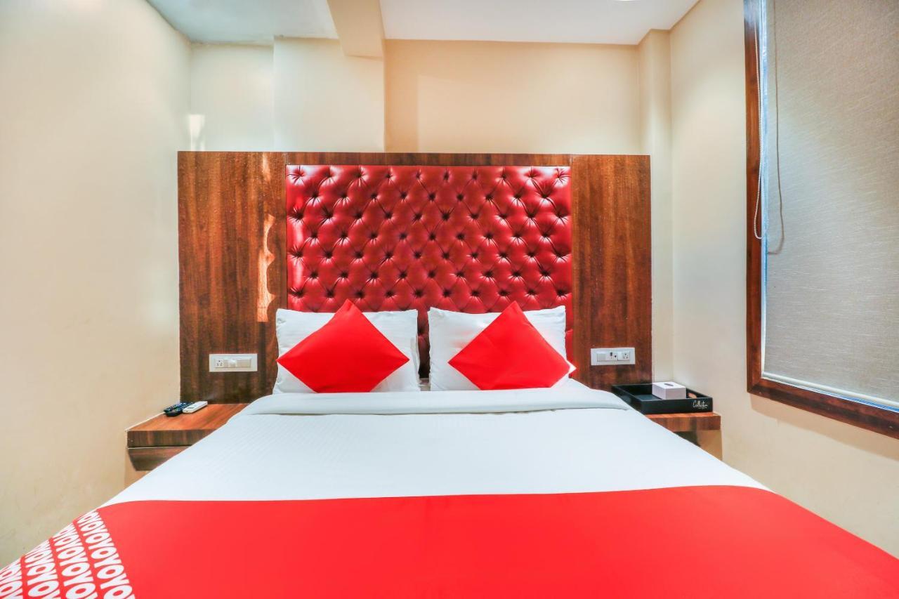 Oyo 70475 Hotel Sea Breeze มุมไบ ภายนอก รูปภาพ