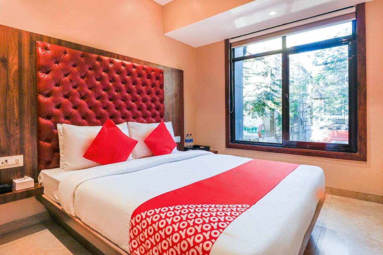 Oyo 70475 Hotel Sea Breeze มุมไบ ภายนอก รูปภาพ